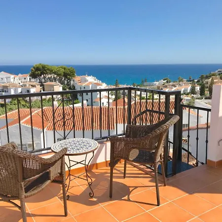 Ferienhaus Urb. Punta Lara Calle Angelines 40 Nerja
